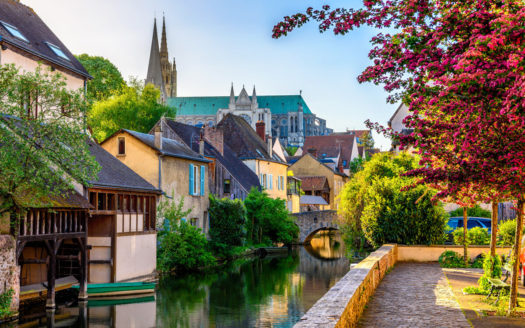Chartres: An Artistic Weekend in 8 Stages