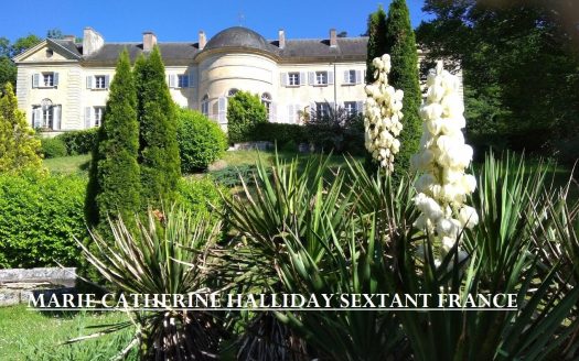 RARE CASTLE NEAR PERIGUEUX