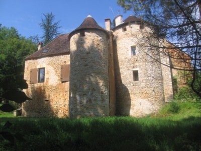 Chateau renovation|French property renovation|renovating listed building in France
