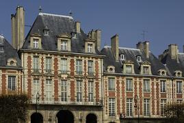 Appartments in Paris|investing in real estate in Paris|pretige properties in Paris|Prices of flat in Paris|Rise of the prices in Paris