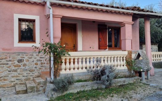 “EXCLUSIVE?  PROPERTY COMPOSED OF 2 VILLAS T4 and T3