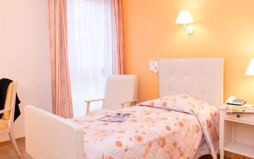 RENTAL INVESTMENT – MILLY LA FORET – Notre Dame d&apos;Esperance Nursing Home Residence – 7.96% profitability