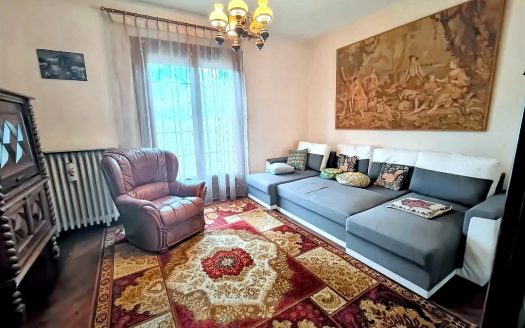 BERGERAC, TOWN HOUSE CLOSE TO AMENITIES