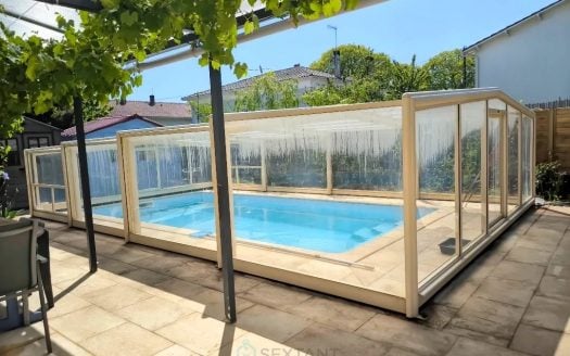 BERGERAC, NEAR TOWN CENTER, 4 BEDROOMS HOUSE WITH SWIMMING POOL