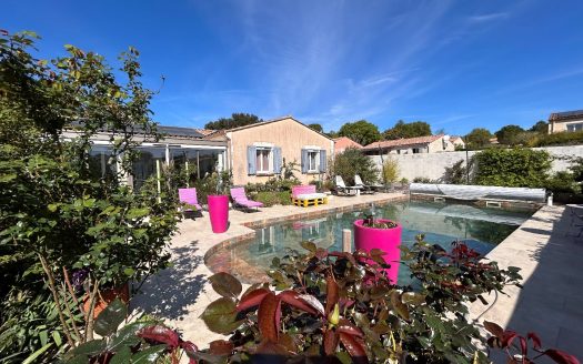 Villa with outbuilding in a charming village