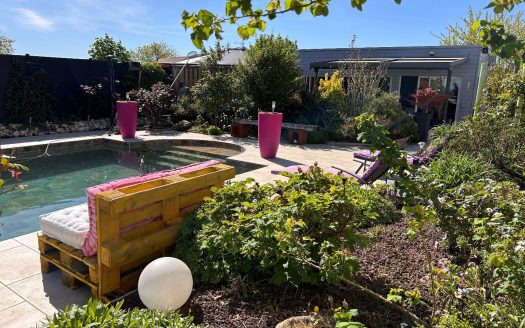 Villa with outbuilding in a charming village