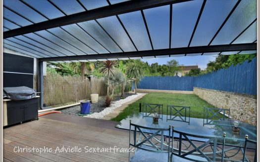 Town house fully renovated, long term sell