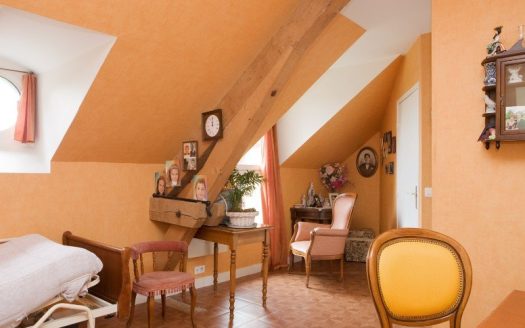 RENTAL INVESTMENT – VAUGRIGNEUSE – Ehpad Chateau Fontaine aux Cossons Residence – 6.76% profitability