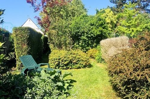 House with garden, garage in Amiens