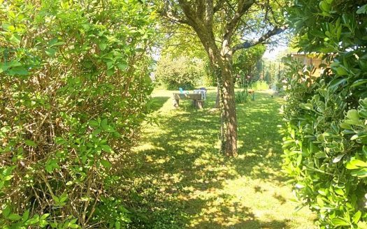 House with garden, garage in Amiens
