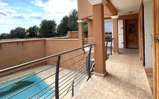 VERDURON HAUT (MARSEILLE 15e) – CONTEMPORARY VILLA WITH SEA VIEW, ELEVATOR & POOL