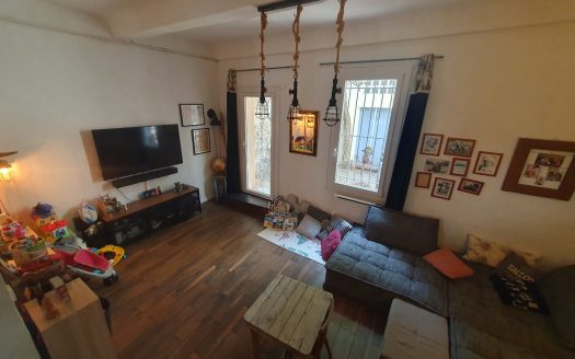 Village house 163sqm terrace  and courtyard