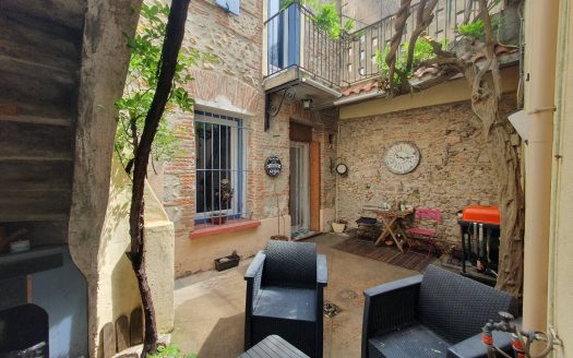 Village house 163sqm terrace  and courtyard