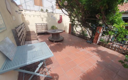 Village house 163sqm terrace  and courtyard
