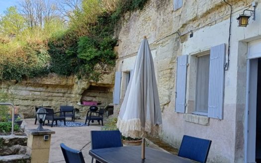 Troglodyte dwelling Faverolles-Sur-Cher 41400 €129,500