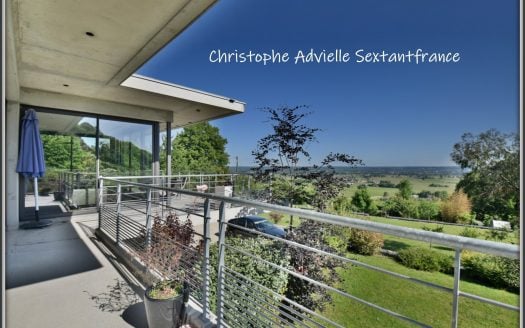 Detached villa , panoramic view on Bergerac Valley