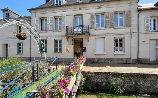 Two beautiful appartment on Cléres