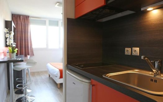RENTAL INVESTMENT – CHEVILLY-LARUE – Residence Le Fontainebleau Apparthotel Paris Sud *** – 6.38% profitability