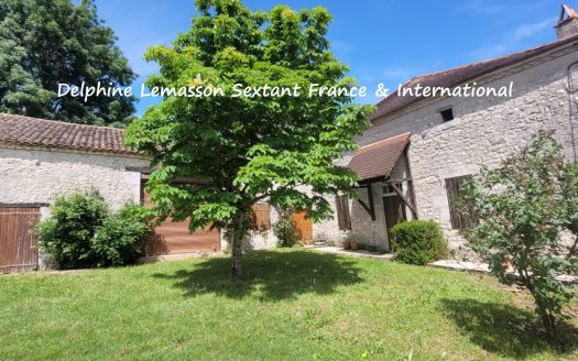 Large stone property to modernize, 230sqm, Dordogne, Bergerac