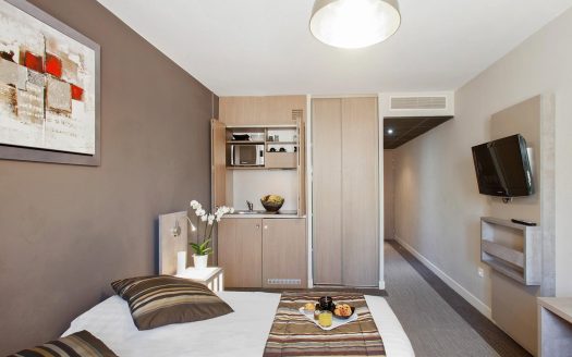 RENTAL INVESTMENT – MARSEILLE – Residence Appart&apos;City Marseille Centre Prado Velodrome*** 7.20% profitability