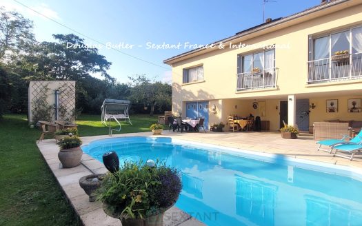 3 bedroom home with pool and garden, within walking distance of Miramaont de Guyenne
