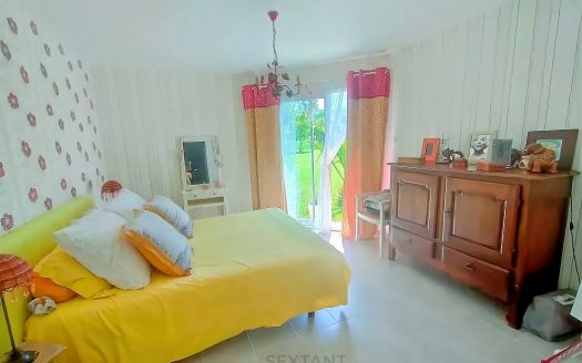 GROUND FLOOR HOUSE CLASSIFIED A,  ALONG DORDOGNE VALLEY
