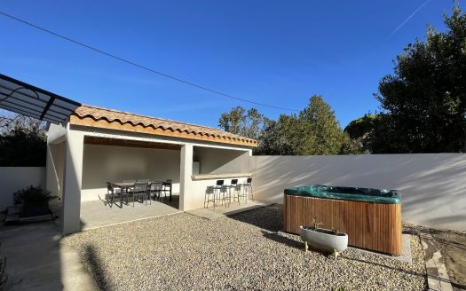 French Provence –  ISTRES: Individual house T5 – 135sqm/538sqm – completely renovated