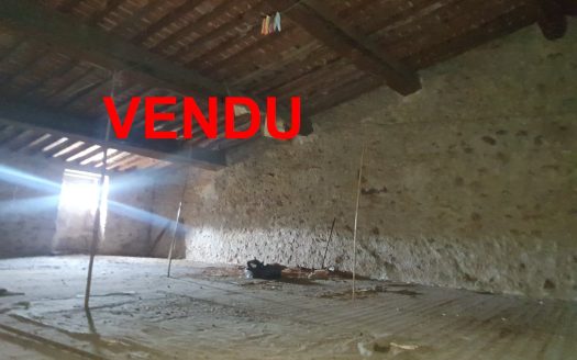 For sale house in TAUTAVEL ideal  for investors