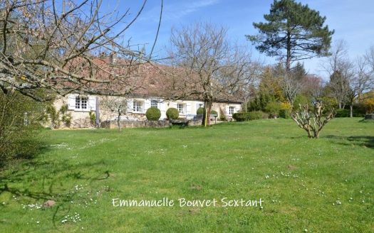 Typical Perigord stone house in peaceful environment