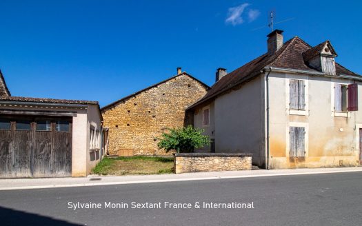 House to renovate with garage and small garden