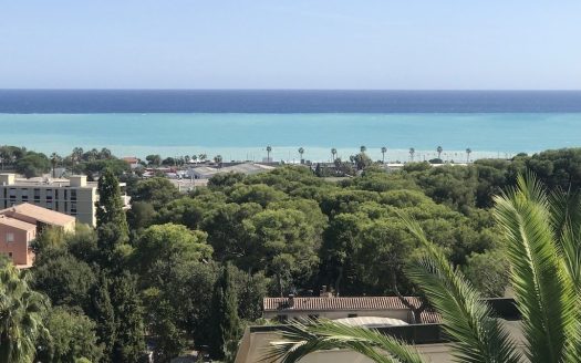 Rare opportunity: apartement of 110sqm with breathtaking sea views and mountains