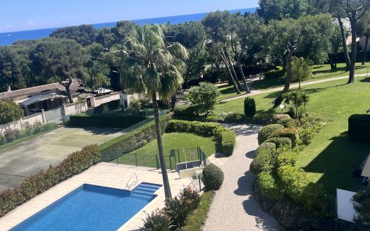 Rare opportunity: apartement of 110sqm with breathtaking sea views and mountains