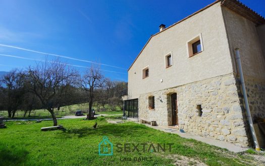 Blieux: 130 sqm house on 1.9 hectares, surrounded by nature with panoramic views