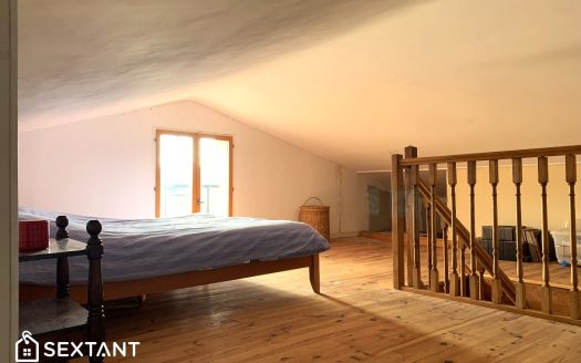 Small villa in a quiet residential area with view