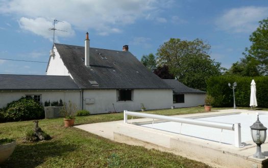 Charming 3 bedrooms property located 15 minutes south of Vendôme
