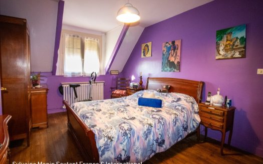 Spacious and bright character house