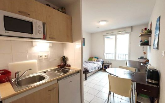 RENTAL INVESTMENT – LIMOGES – UXCO Student Residence – Les Arenes d&apos;Orsay – 4.57% profitability