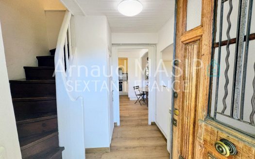 SEMI-DETACHED 4-BED HOUSE WITH A VIEW, PARTLY RENOVATED, ATTRACTIVE RIVERSIDE LOCATION QUILLAN CENTRE
