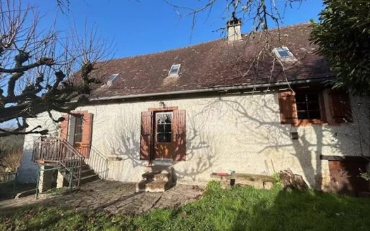 Mfaison de village en Dordogne + jardin