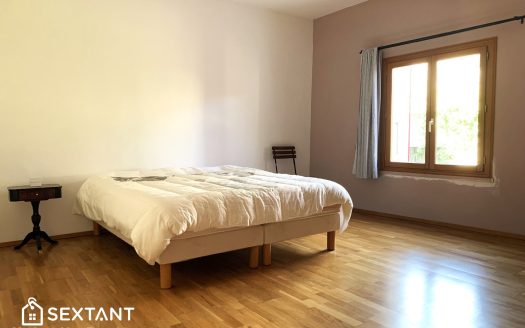 Spacious 4 bedroom stone village house with terrace, garage and jardinet.