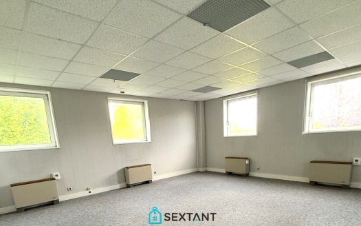 FERNEY-VOLTAIRE – Local d&apos;activités 845 sqm – 4 200 000 €
