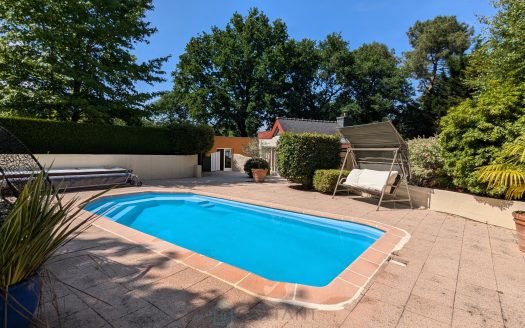 Stunning contemporary villa on over 2 hectares of wooded land – Camors (56), Brittany