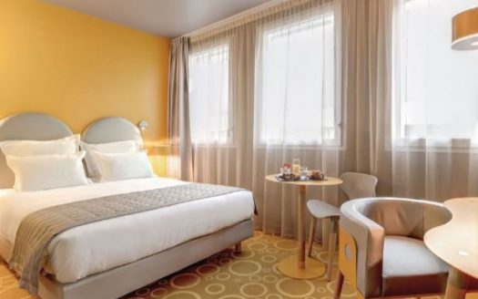 RENTAL INVESTMENT – VELIZY-VILLACOUBLAY – Appart&apos;City Collection Paris Velizy Business Residence – 5.55% profitability