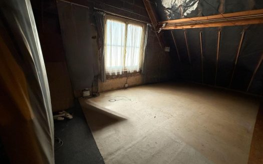 House to renovate with independent accommodation and outbuildings – Verneuil-sur-Avre