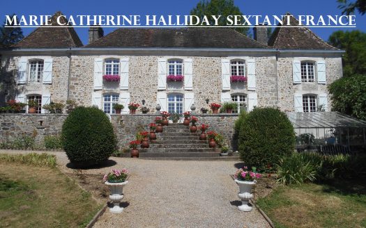 HIGH NICHE MAGNIFICENT CHATEAU ON 7700 M2 WITH ITS SOURCE
