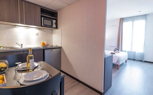 RENTAL INVESTMENT – NIMES – Residence Comfort Aparthotel Nimes Centre *** – 6% profitability