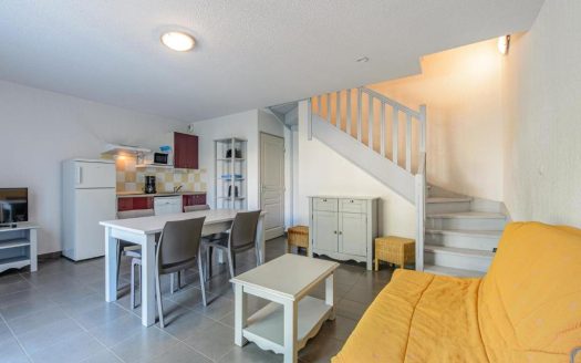 RENTAL INVESTMENT – AUBIGNAN – Residence les Demeures du Ventoux*** – 6.46% profitability.