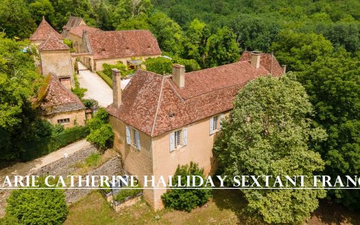 SPECTACULAR CHARTREUSE AND ITS THREE BEAUTIFUL HOUSES!
