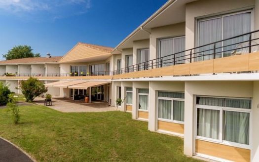 RENTAL INVESTMENT – PAREMPUYRE – Ehpad Le Parc des Oliviers Residence – 8% profitability.