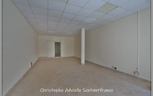 Heart of Belves, building with shop on the ground floor and 2 flats